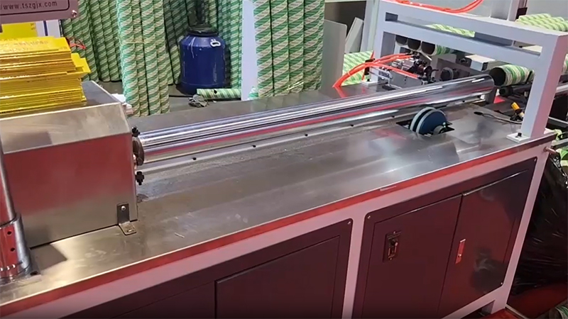 Cortadora Automática CNC de Tubos Pequeños de Papel TQ 